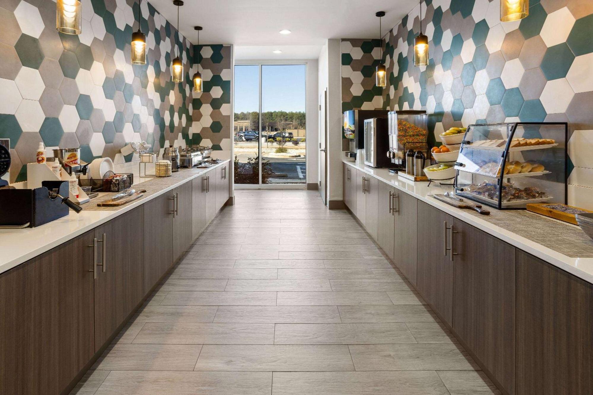 La Quinta Inn & Suites By Wyndham Locust Grove Eksteriør bilde